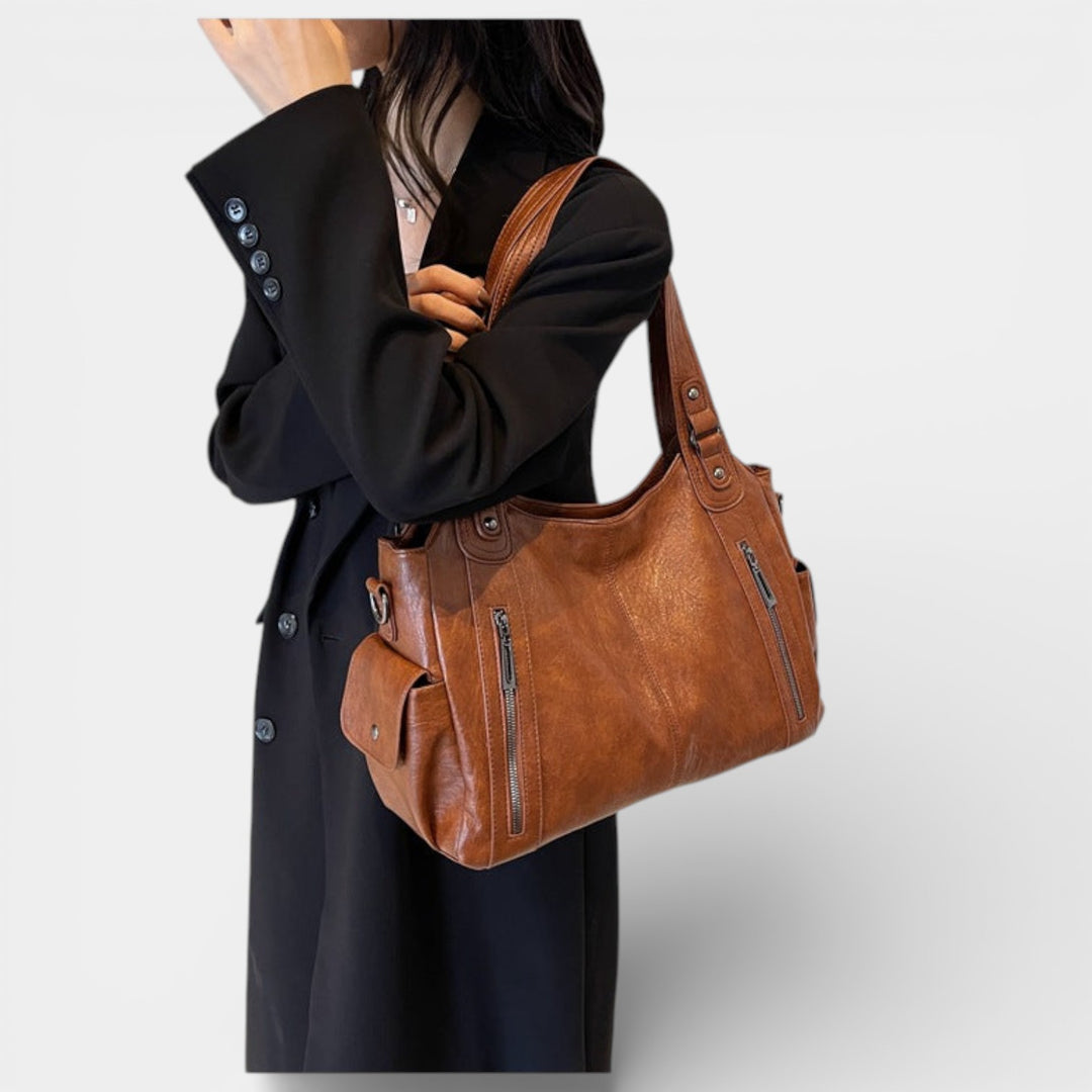 Karolína – Cestovní taška s velkou kapacitou