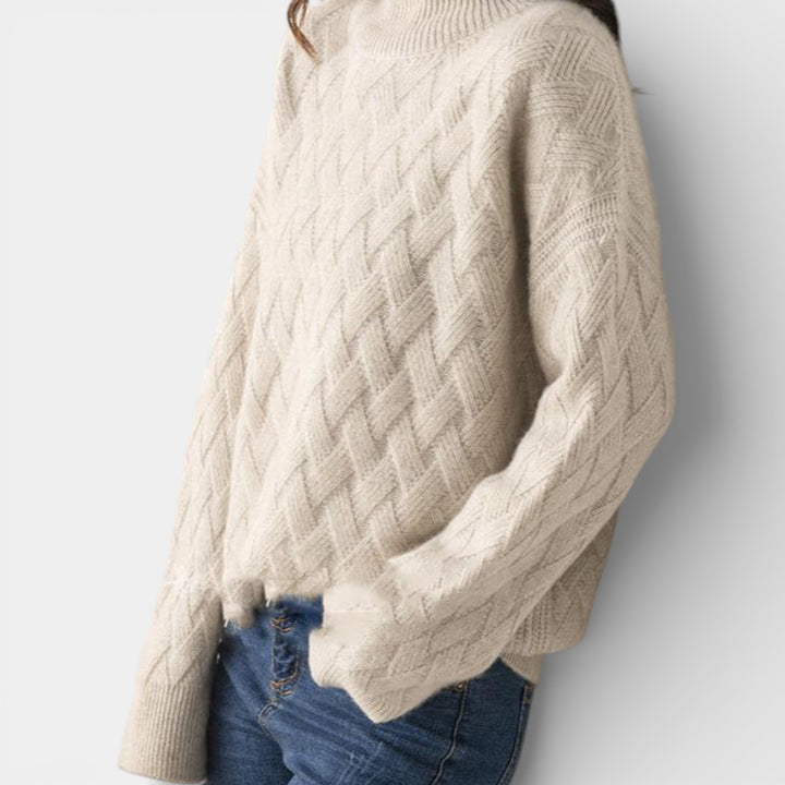 Hana – Kašmírový rolák s plastickým vzorem