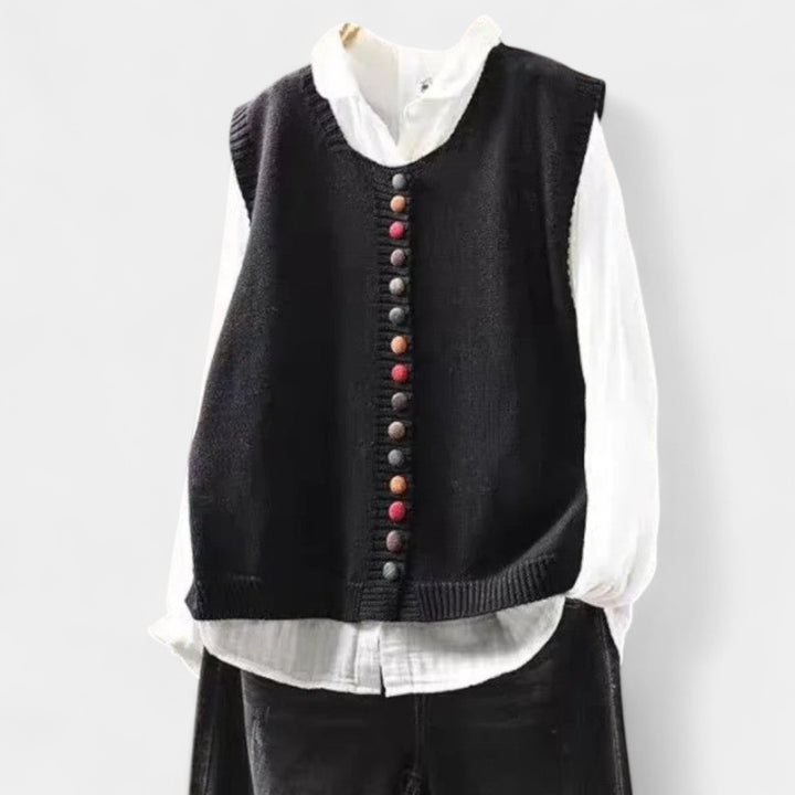 Karmen – Elegantní pletená vesta pro každodenní styl