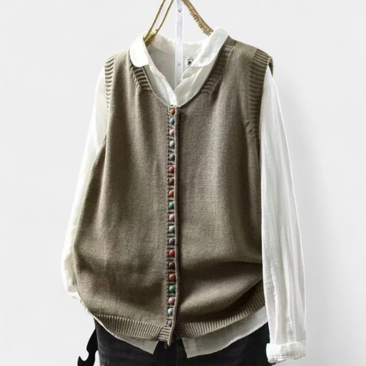 Karmen – Elegantní pletená vesta pro každodenní styl