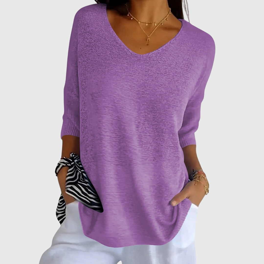 Cassandra – Elegantní top s V výstřihem