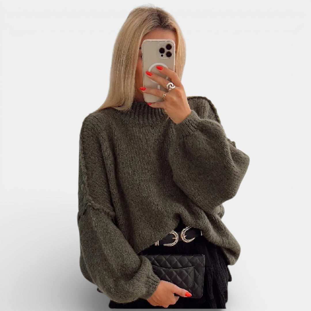 Alena – Rolákový streetwearový svetr