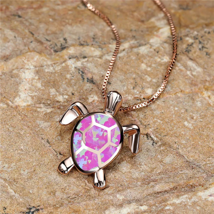 Vintage zlatý zelený oheň opál želva přívěsek náhrdelník