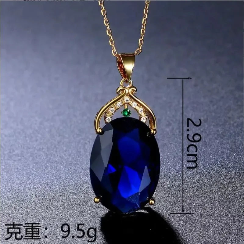 Sofistikovaný náhrdelník s krystalem a opálem