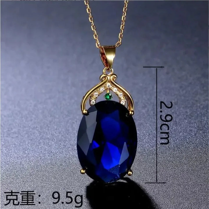 Sofistikovaný náhrdelník s krystalem a opálem