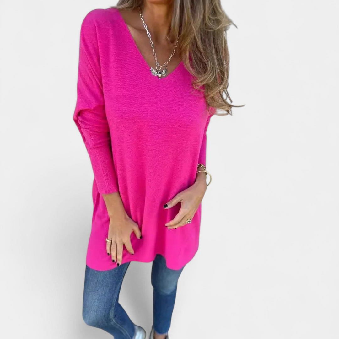 Leontýna – Ležérní úpletová tunika s výstřihem do V