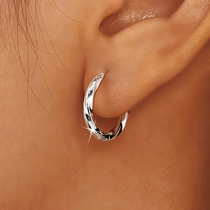 Minimalistické geometrické visící náušnice