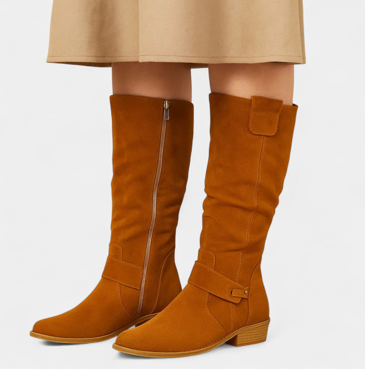 BelleVie – Elegantní semišové kozačky