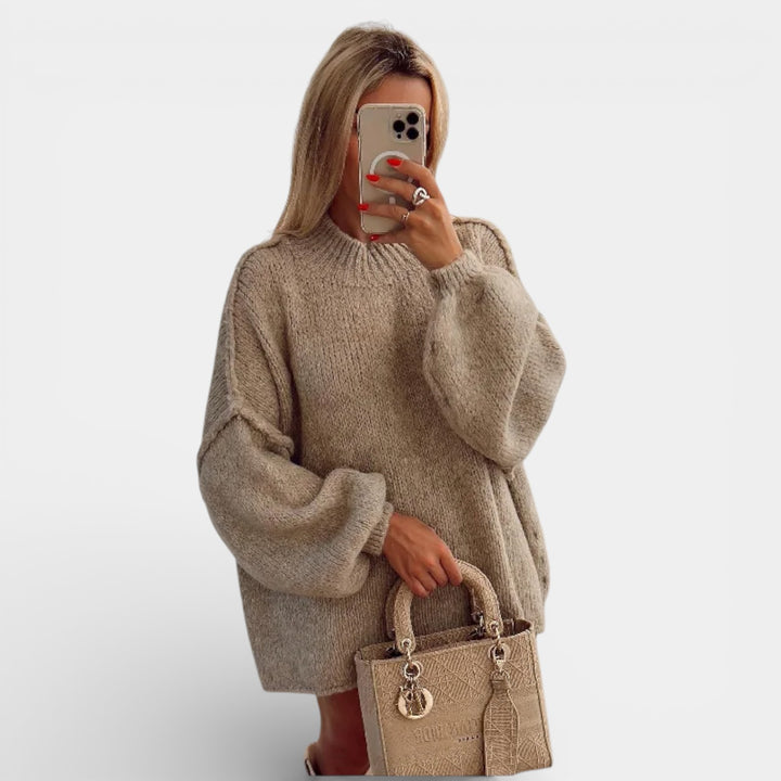 Alena – Rolákový streetwearový svetr